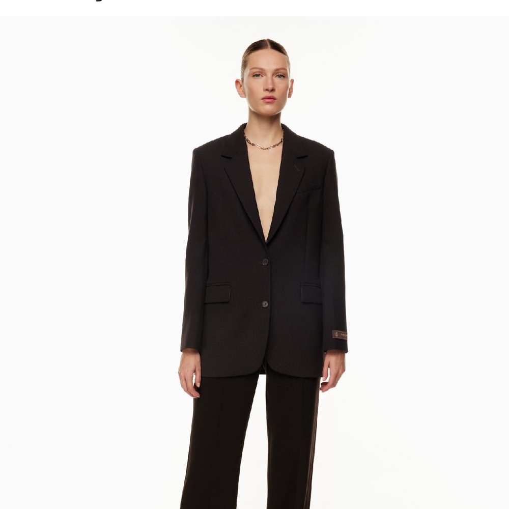 Aritzia Black Oversized Tailored Blazer